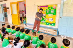 LINE_ALBUM_21567_๒๔๐๕๒๑_2