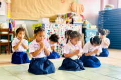 LINE_ALBUM_21567_๒๔๐๕๒๑_7