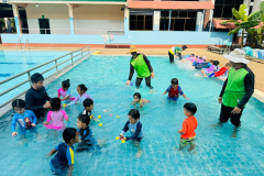 LINE_ALBUM_10567_๒๔๐๕๑๐_52