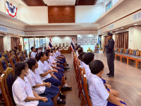 FCDD2853-50EB-4BBC-AFE2-5A54EC8FCB2C