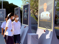 FF15B992-6AE5-404E-9DB8-CAAEB31FF834