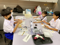 5B499374-FE83-410C-AD54-AE99242A923D