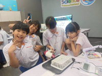 7D856CFF-CA50-403F-AB04-789AC4332590