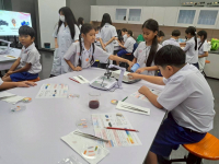 D733DDF4-EE95-4C71-8822-03F1626A8D84