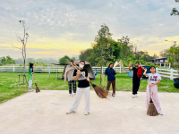 71CEC36D-0FF0-4441-A527-3CCBDF8D6AAD