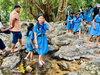 7405003E-3578-4BA2-9916-D2A639A9E188