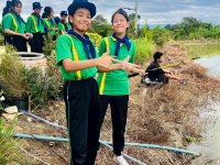 B3CCFCD8-2F31-4A21-AFE4-599AE5C854B4